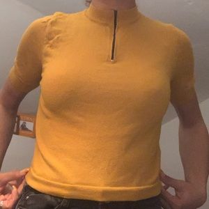 Cropped short sleeve sweater